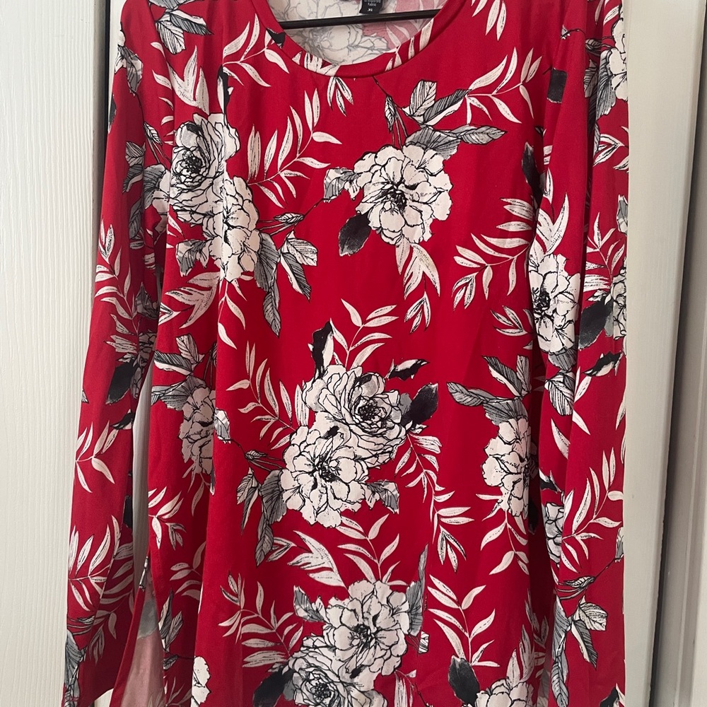 Karen Kane Red Floral Tunic